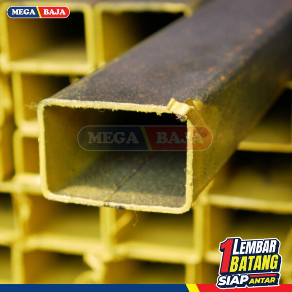 HOLLO HITAM 40 X 80 2,3MM
