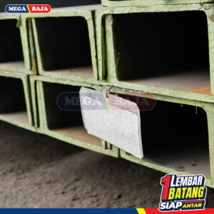UNP 300 X 12 M
