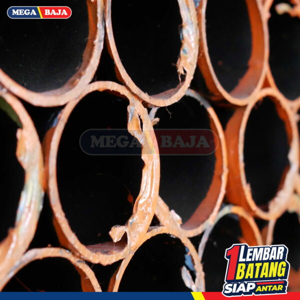 Pipa Hitam 5  x 6 | 2,50 mm