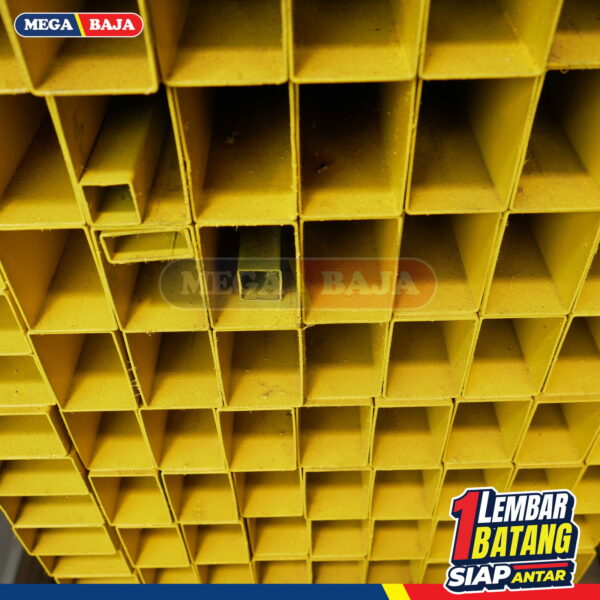 Hollo Putih 50 x 50 x 6 Grade Hijau Muda